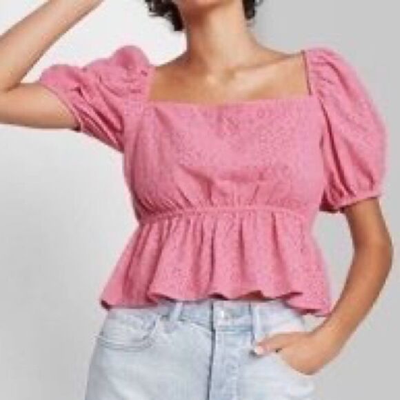 WILD FABLE EYELET PUFF SLEEVE BABYDOLL CROP TOP MAYVE PINK SIZE SMALL - Picture 2 of 4